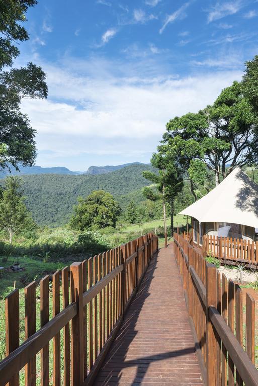 Luxury tent Clouds Safari